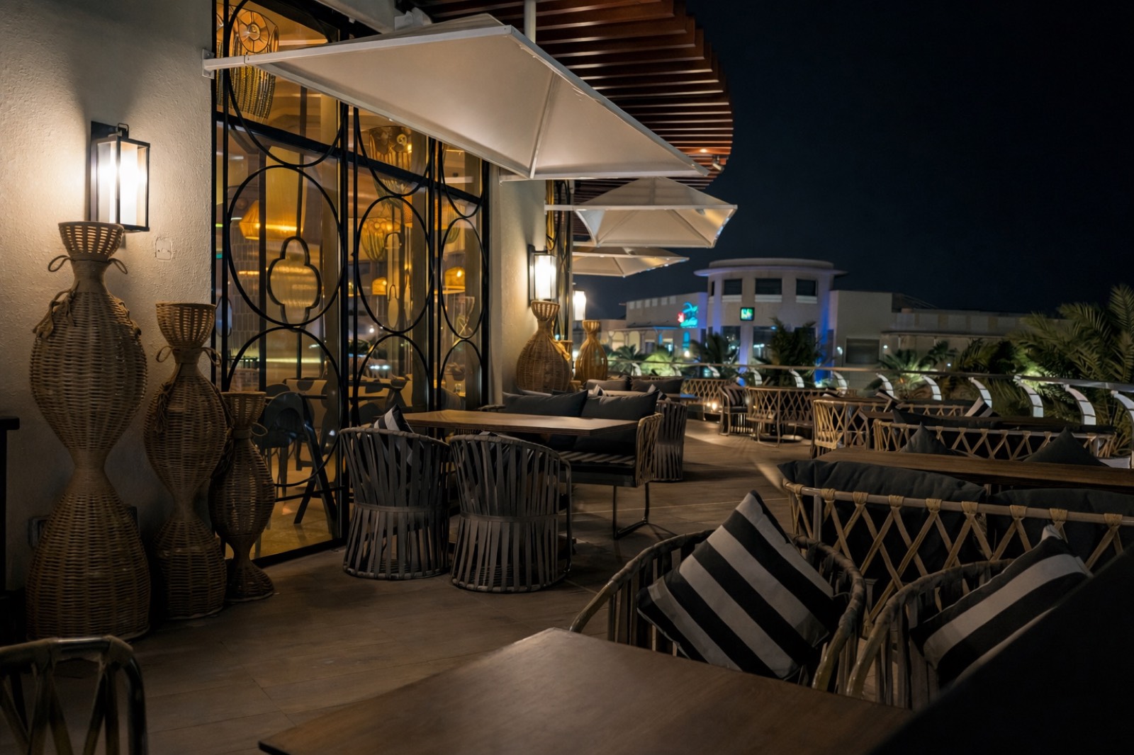 SAYO Restaurant Interior